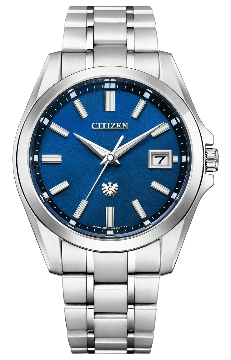 Citizen-Uhr mit blauem Zifferblatt und silbernem Armband, Datumsanzeige.