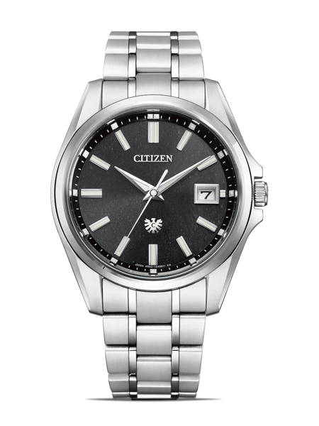 Citizen-Uhr mit schwarzem Zifferblatt und silbernem Armband, elegantes Design.