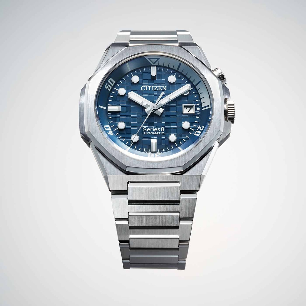 Citizen Series 8 Automatikuhr mit blauem Zifferblatt und Stahlarmband