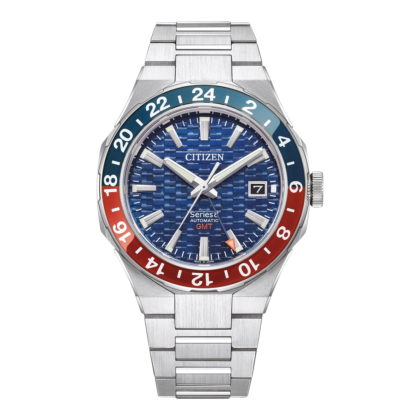 Citizen-Uhr mit blauem Zifferblatt, rot-blauer Lünette und silbernem Armband.