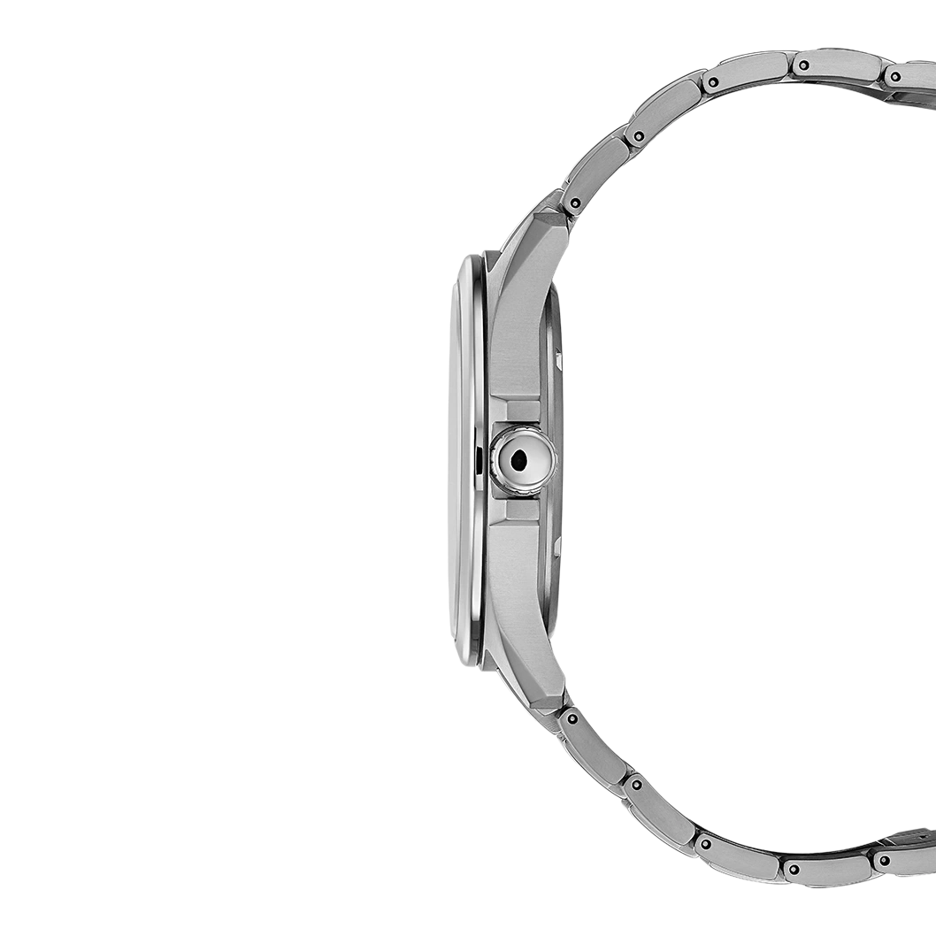 Seitenansicht einer silbernen Armbanduhr mit Metallarmband.