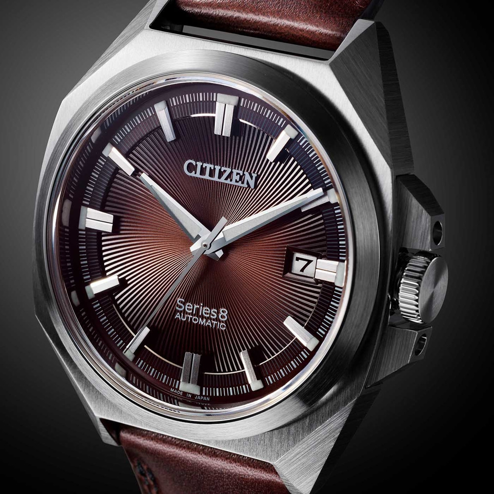 Citizen Series 8 Automatikuhr mit braunem Lederarmband und braunem Zifferblatt