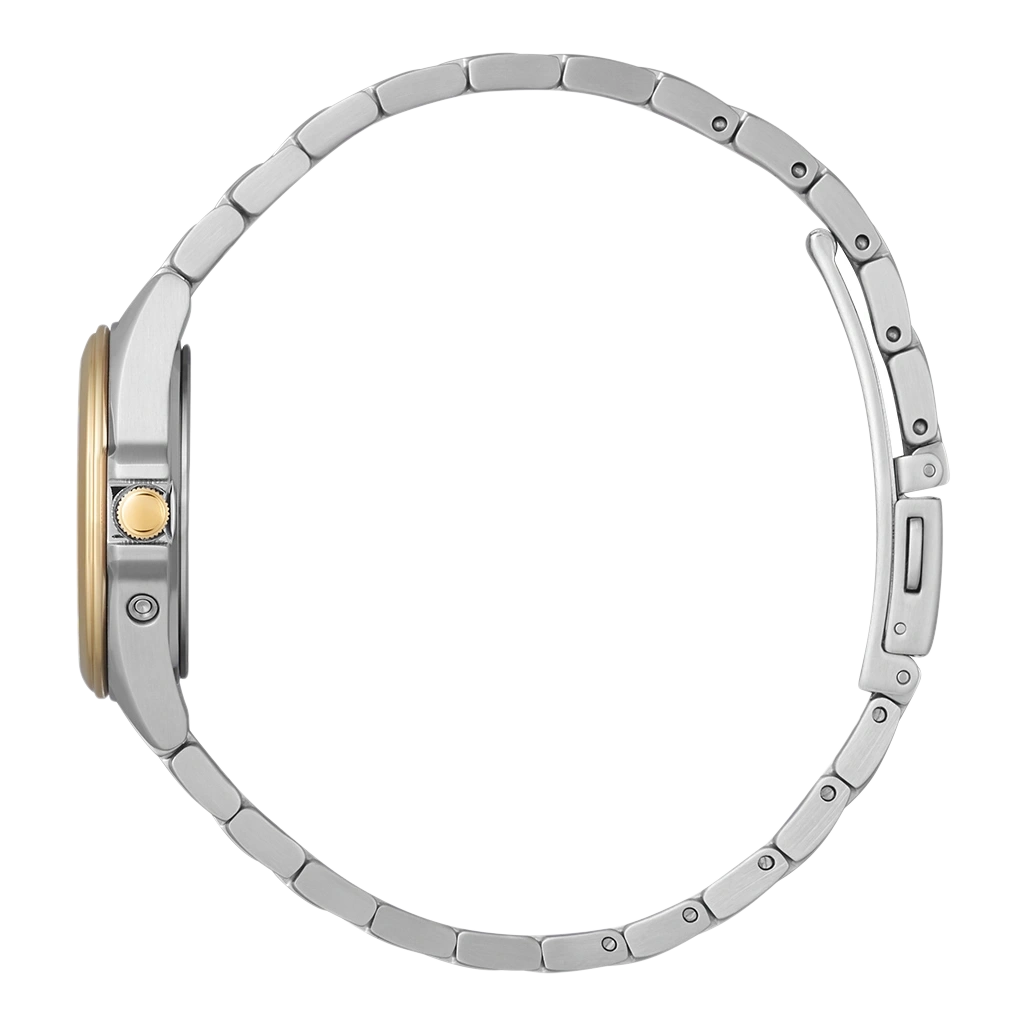 Seitenansicht einer silbernen Uhr mit goldenem Zifferblatt und Armband.