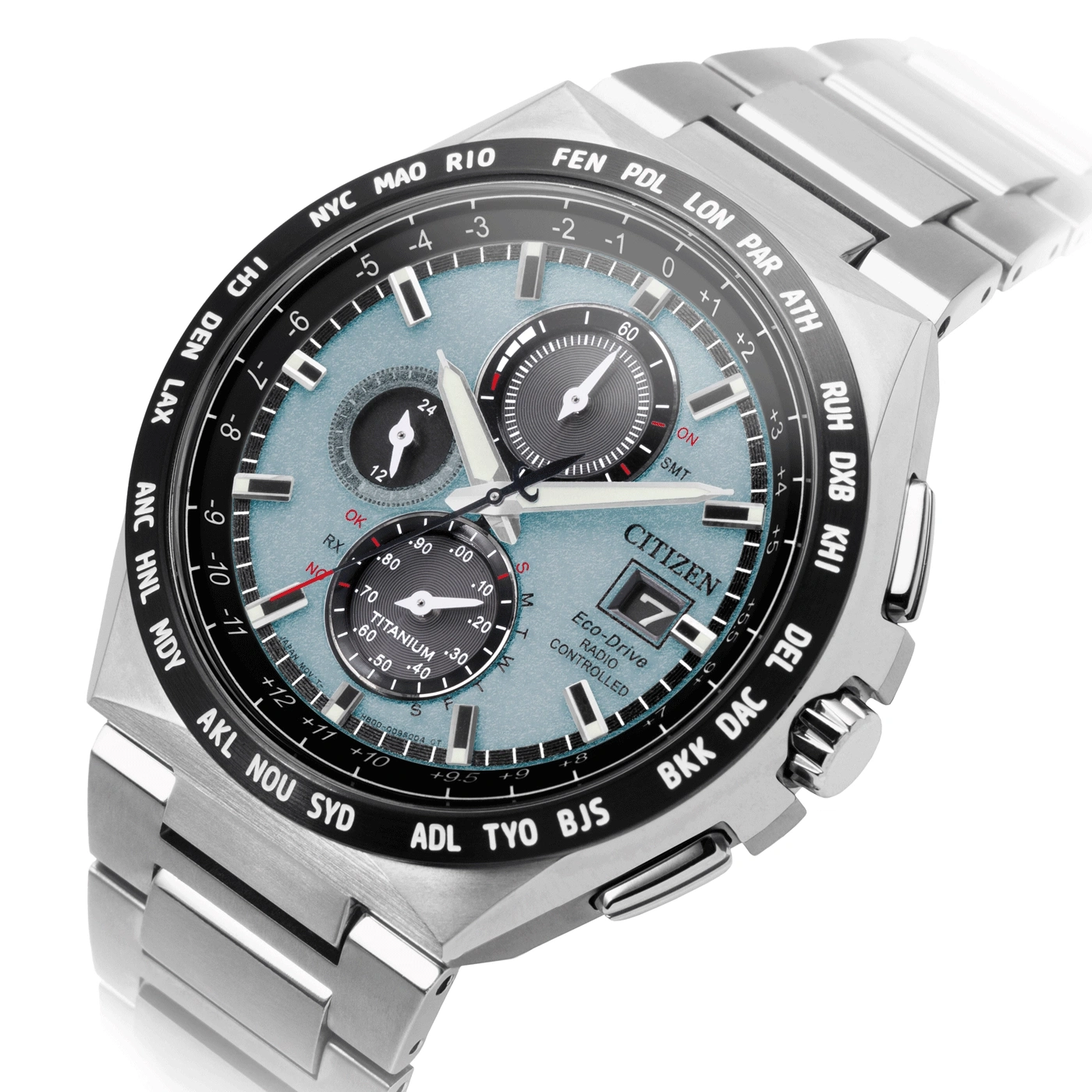 Citizen-Uhr mit blauem Zifferblatt, Titan und Weltzeitzonen.