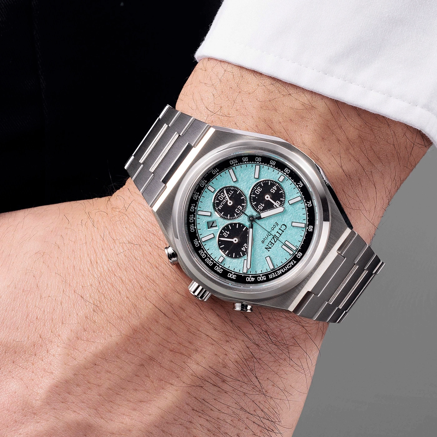 Citizen-Uhr am Handgelenk, türkisfarbenes Zifferblatt, Chronograph, Titan, Eco-Drive, stilvolles Accessoire