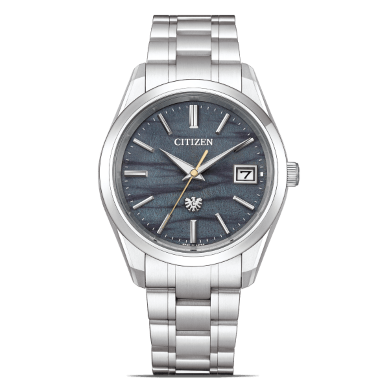 Citizen-Uhr mit silbernem Armband und dunkelblauem Zifferblatt mit Datum.