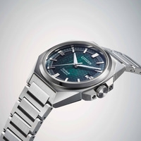 Citizen Series 8 Automatikuhr mit grünem Zifferblatt und Stahlarmband
