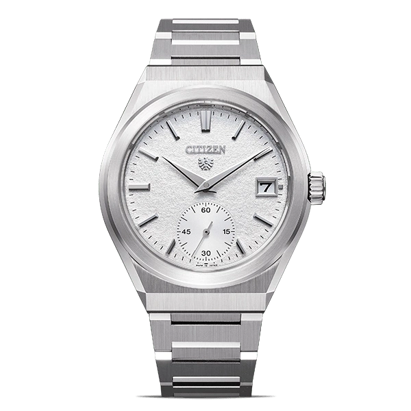 Citizen-Uhr mit weißem Zifferblatt und silbernem Armband, elegantes Design.