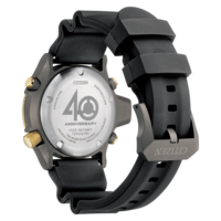 Citizen-Uhrrückseite, Edelstahl, Taucheruhr, Jubiläum, schwarzes Armband.