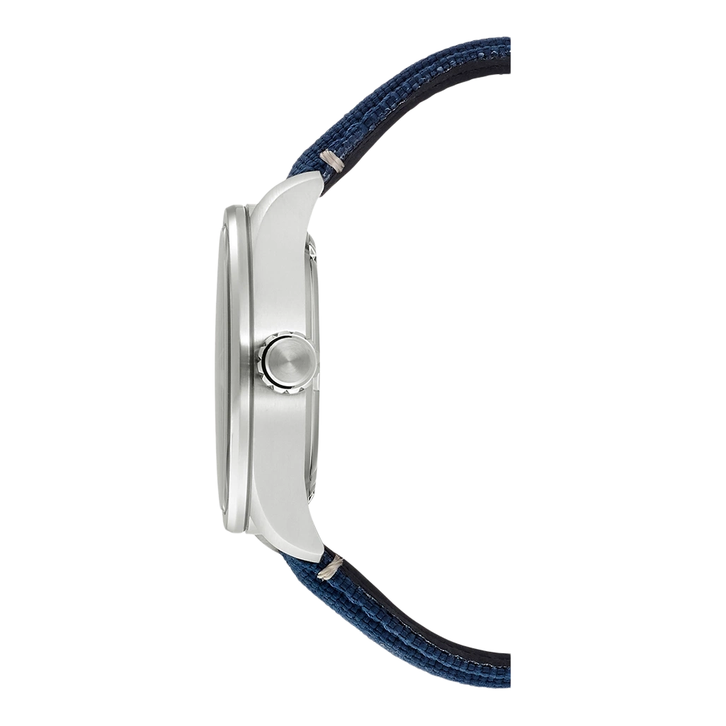 Seitenansicht einer silbernen Uhr mit blauem Stoffarmband.
