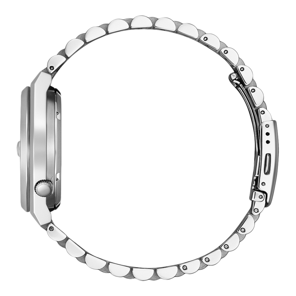 Seitenansicht einer silbernen Armbanduhr mit Metallband, Nahaufnahme.